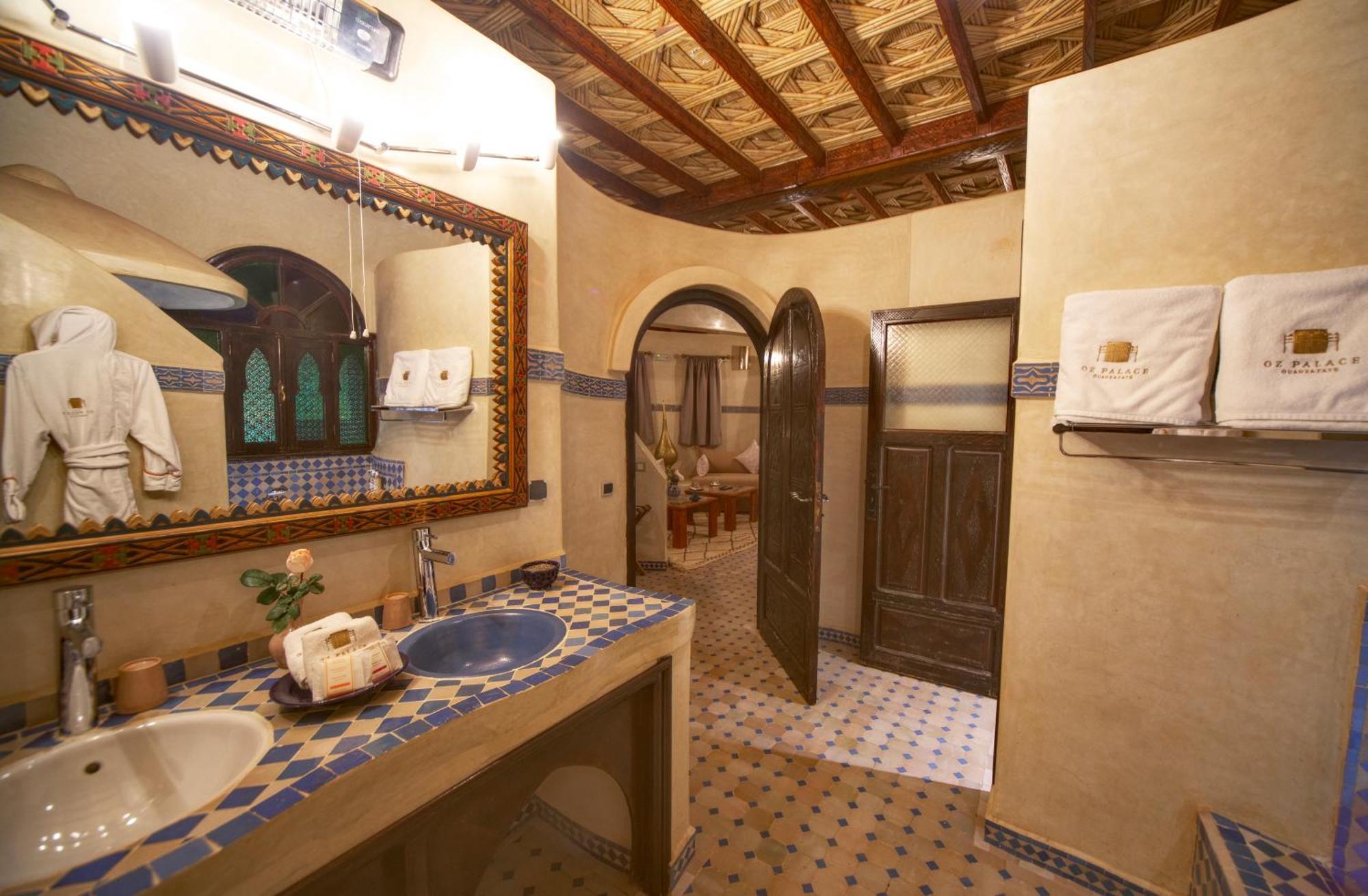 Oz Palace Ouarzazate & Spa Tajda エクステリア 写真