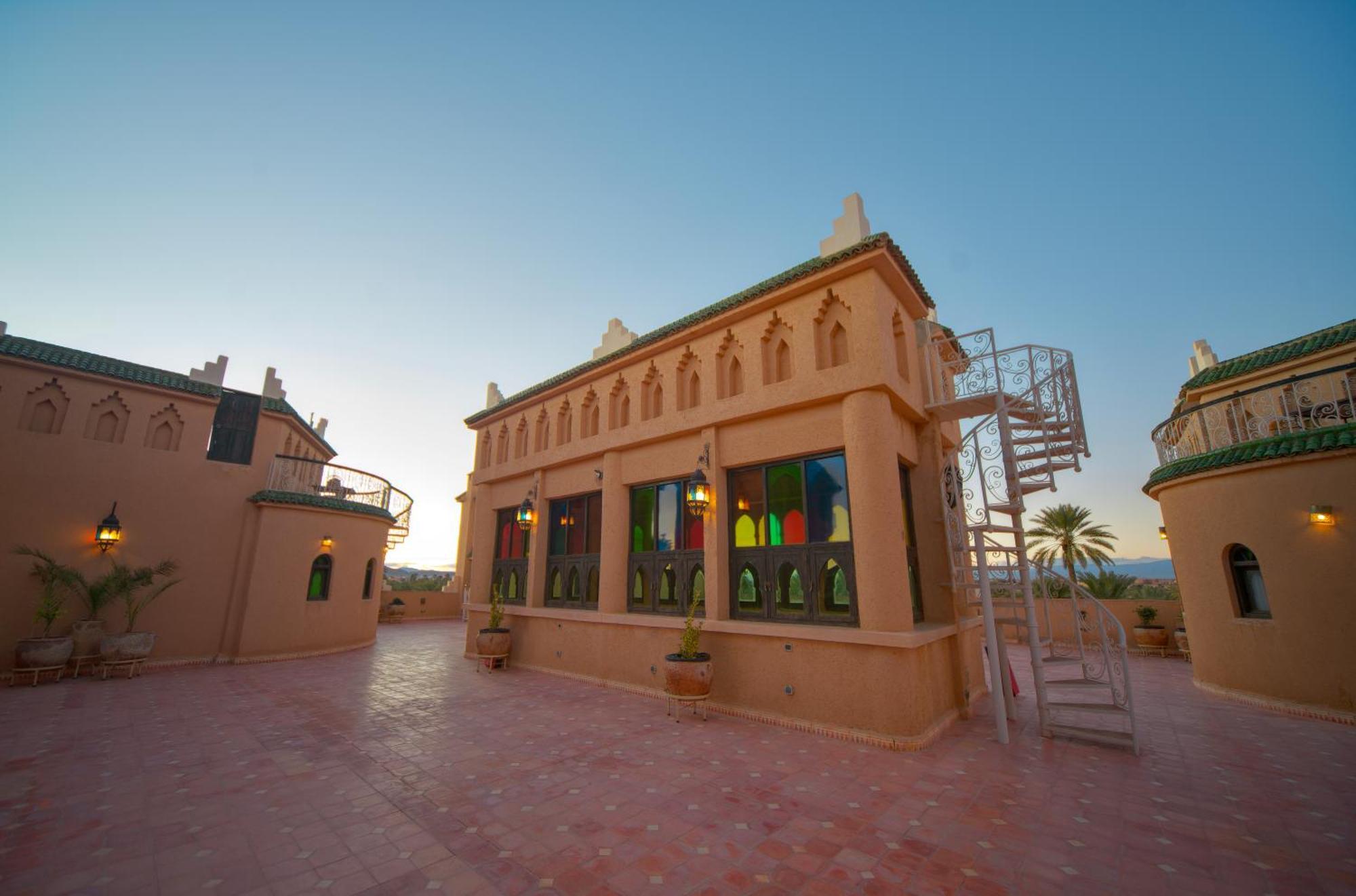 Oz Palace Ouarzazate & Spa Tajda エクステリア 写真