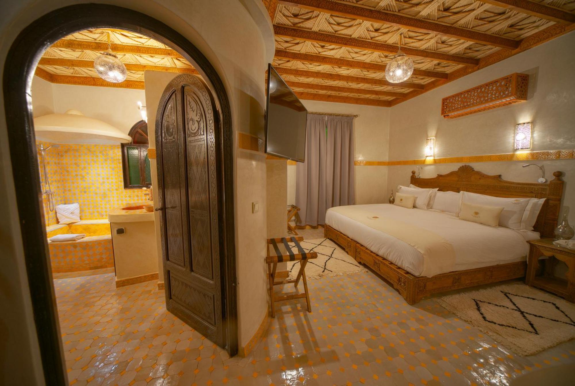 Oz Palace Ouarzazate & Spa Tajda エクステリア 写真
