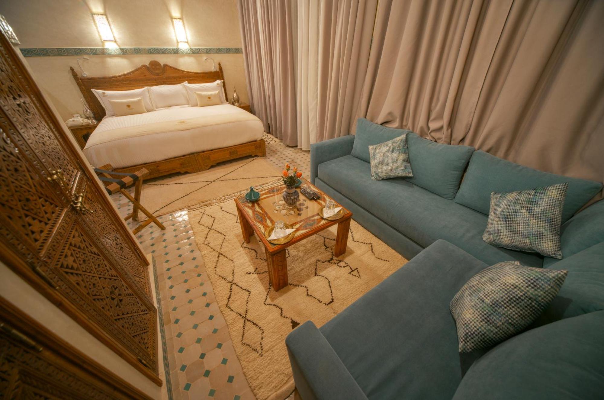 Oz Palace Ouarzazate & Spa Tajda エクステリア 写真